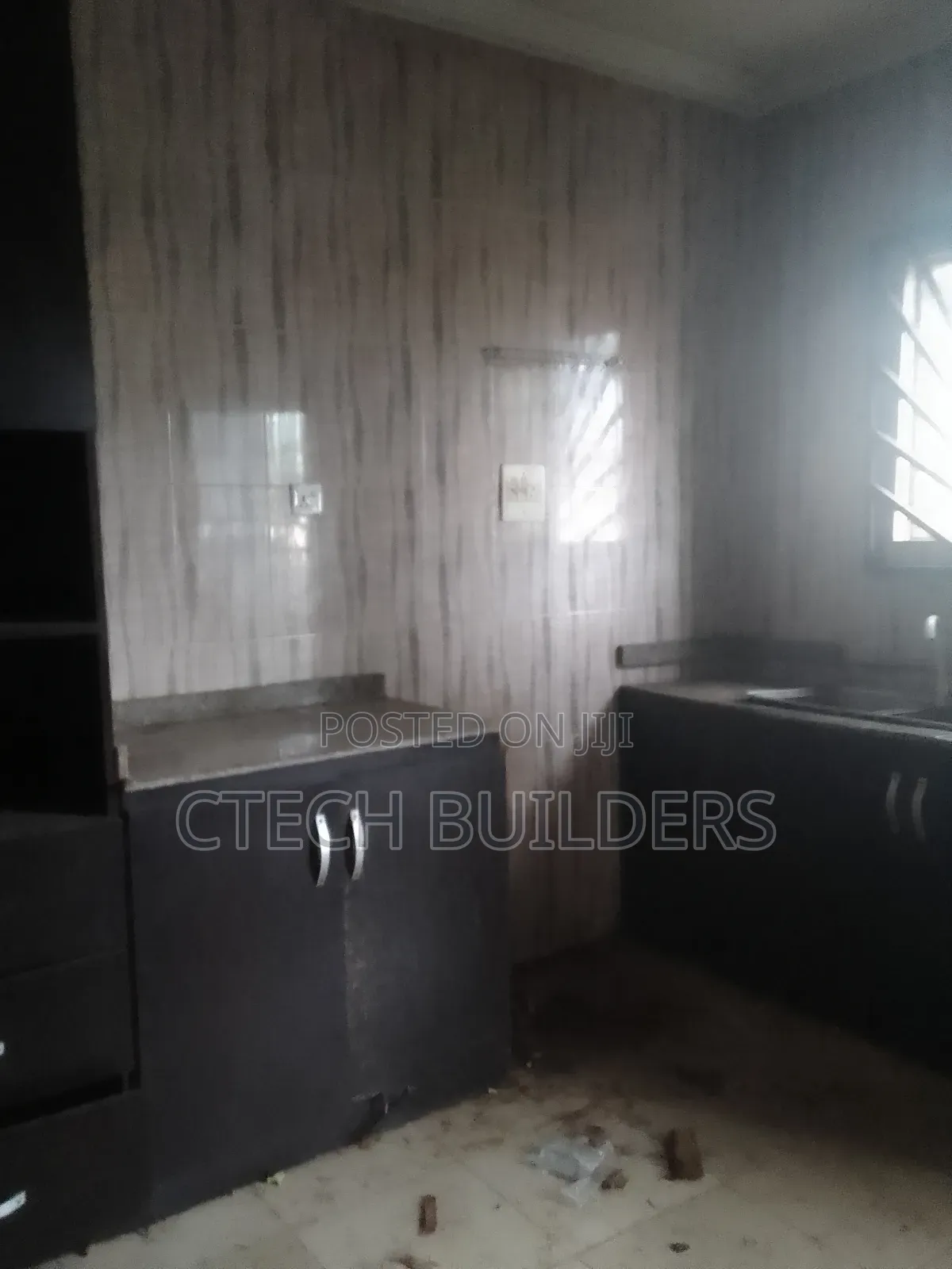 3bdrm Block of Flats in Benin City for rent