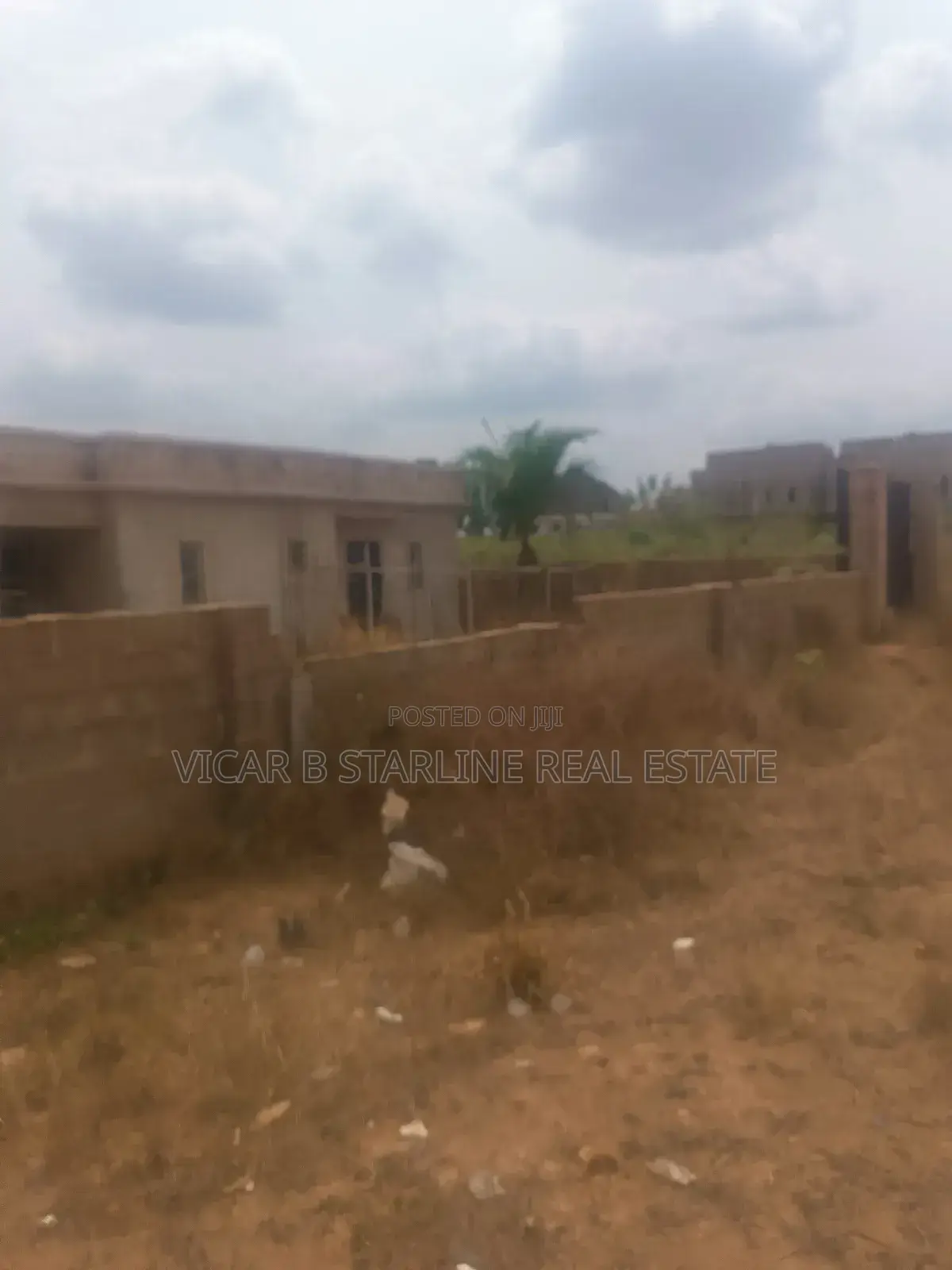 A Building on 3 Plots of Land at Centinary City, Abakaliki for Sale