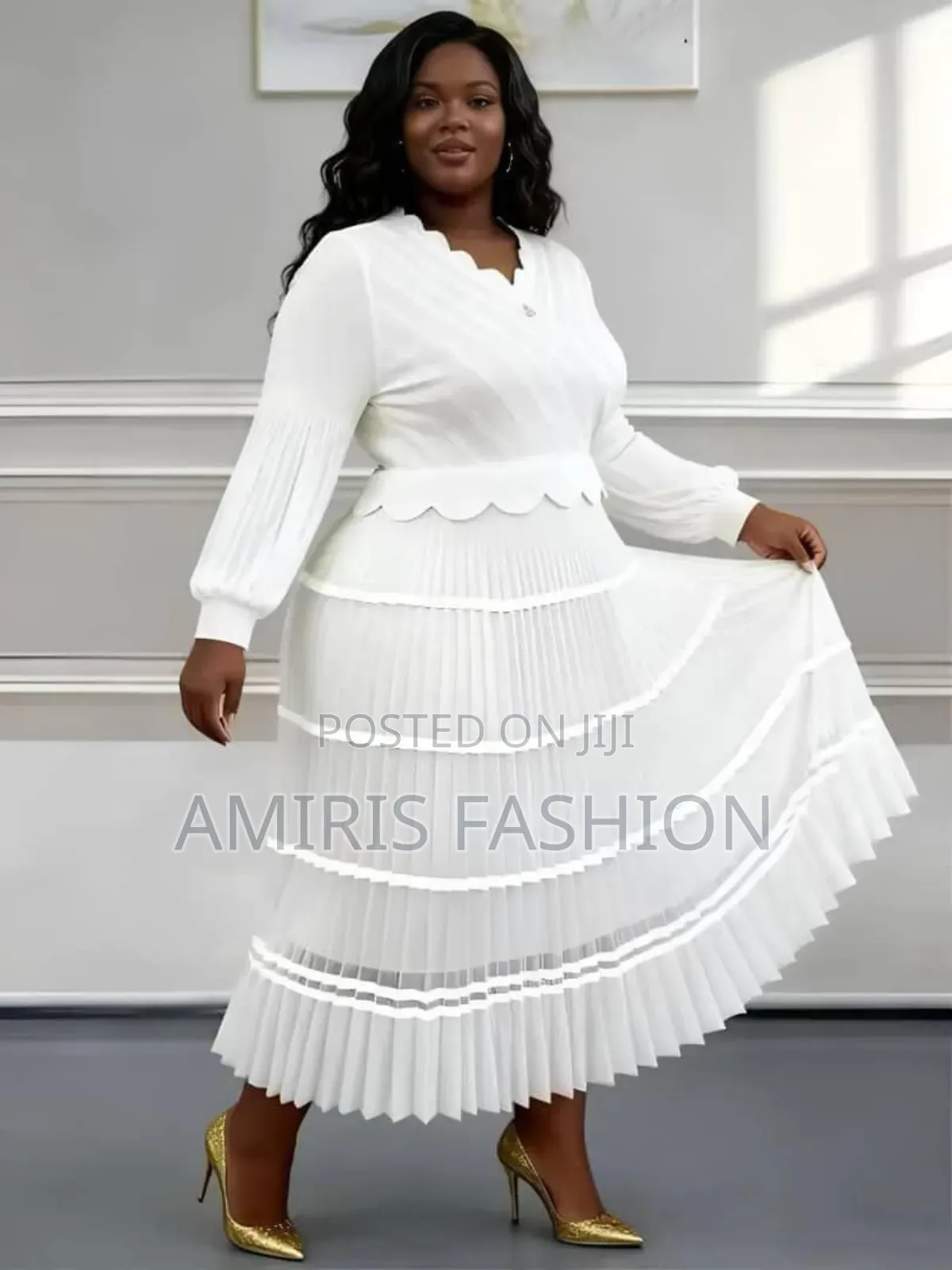Luxury Beautiful Myianky Gown Available