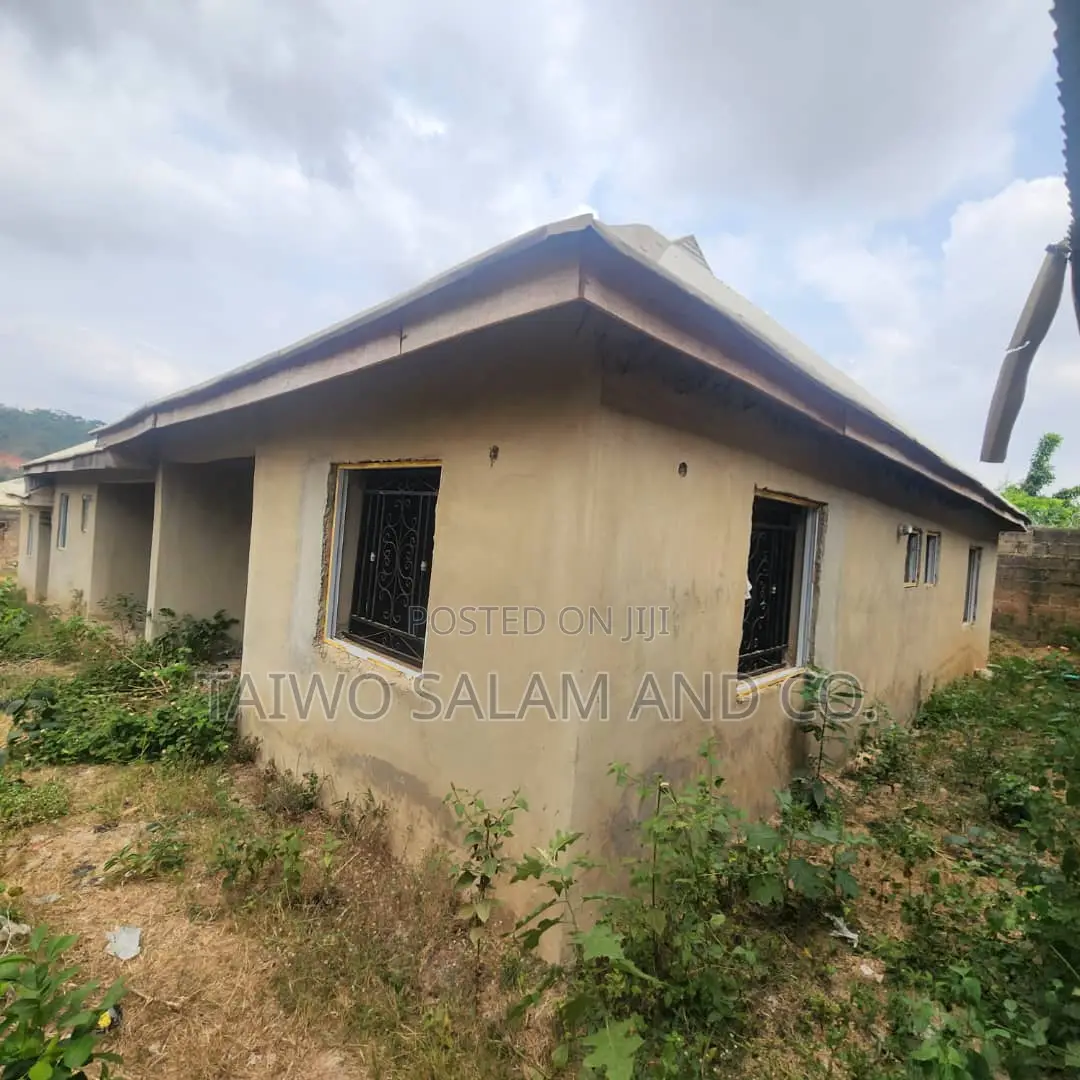2bdrm Block of Flats in Soka for sale