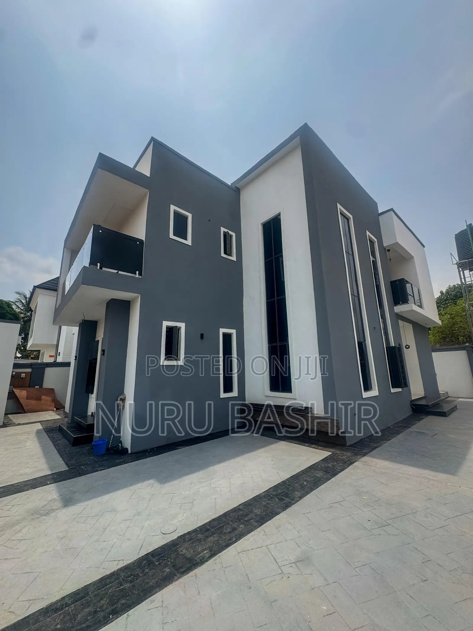 4bdrm Duplex in Zoe Oluyole Estate for sale