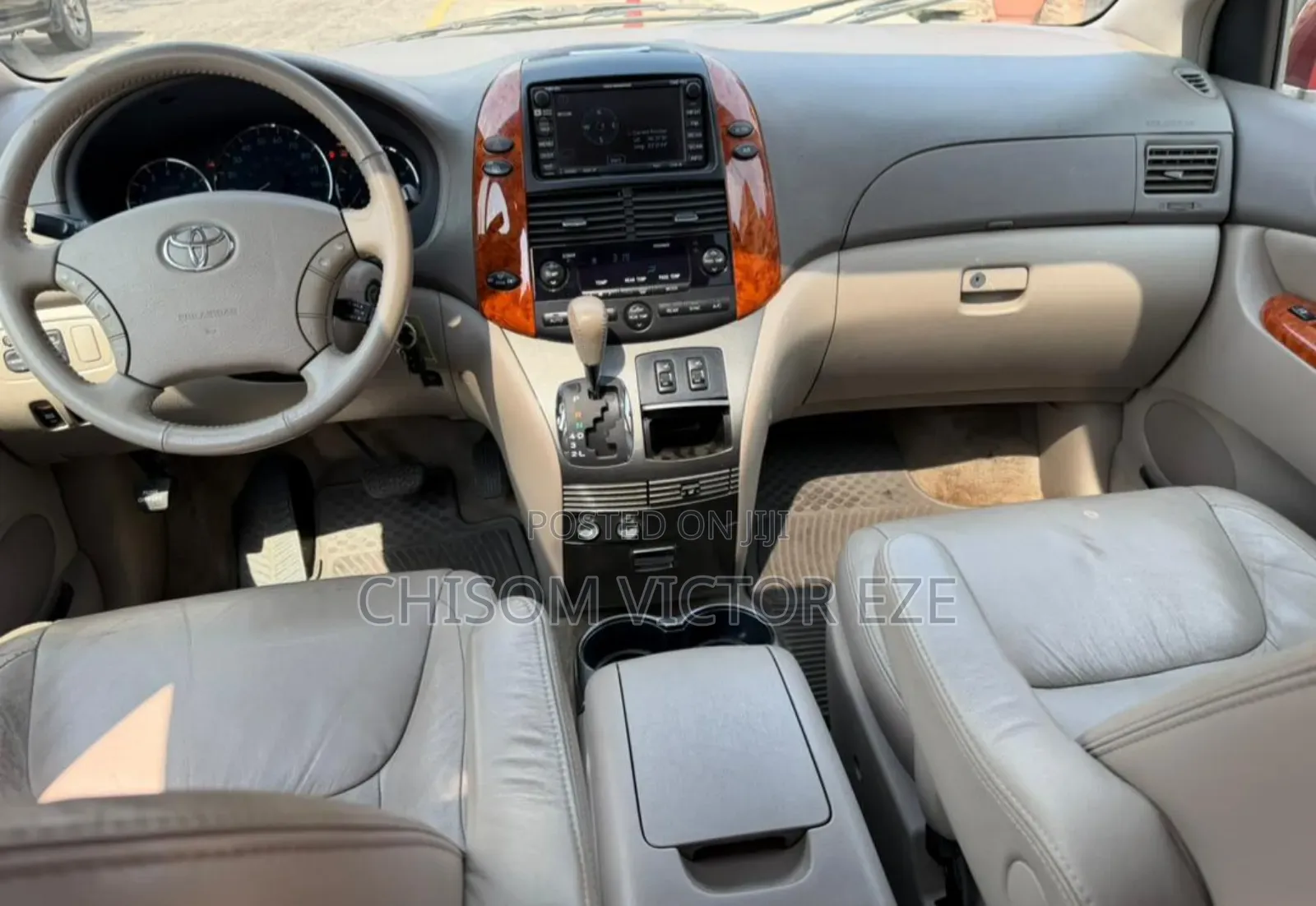 Toyota Sienna XLE 2008 Red