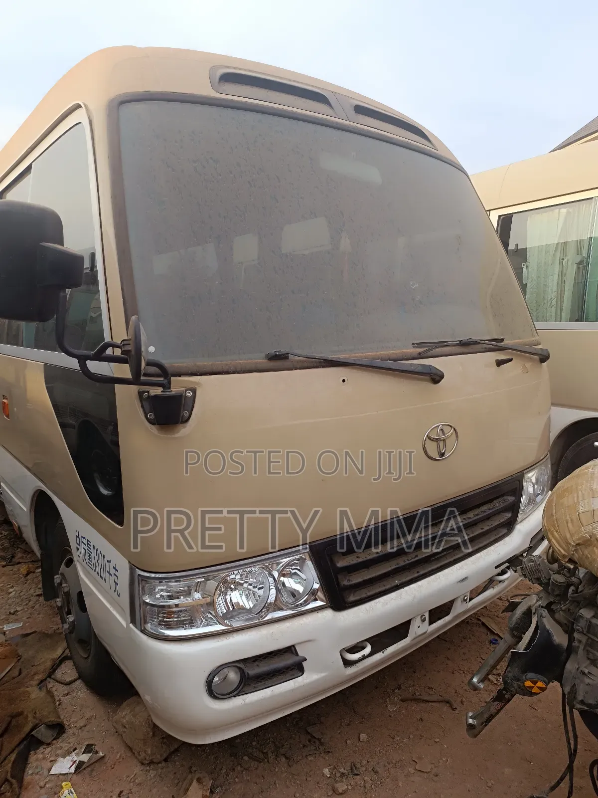 Toyota Coaster 2017 Beige