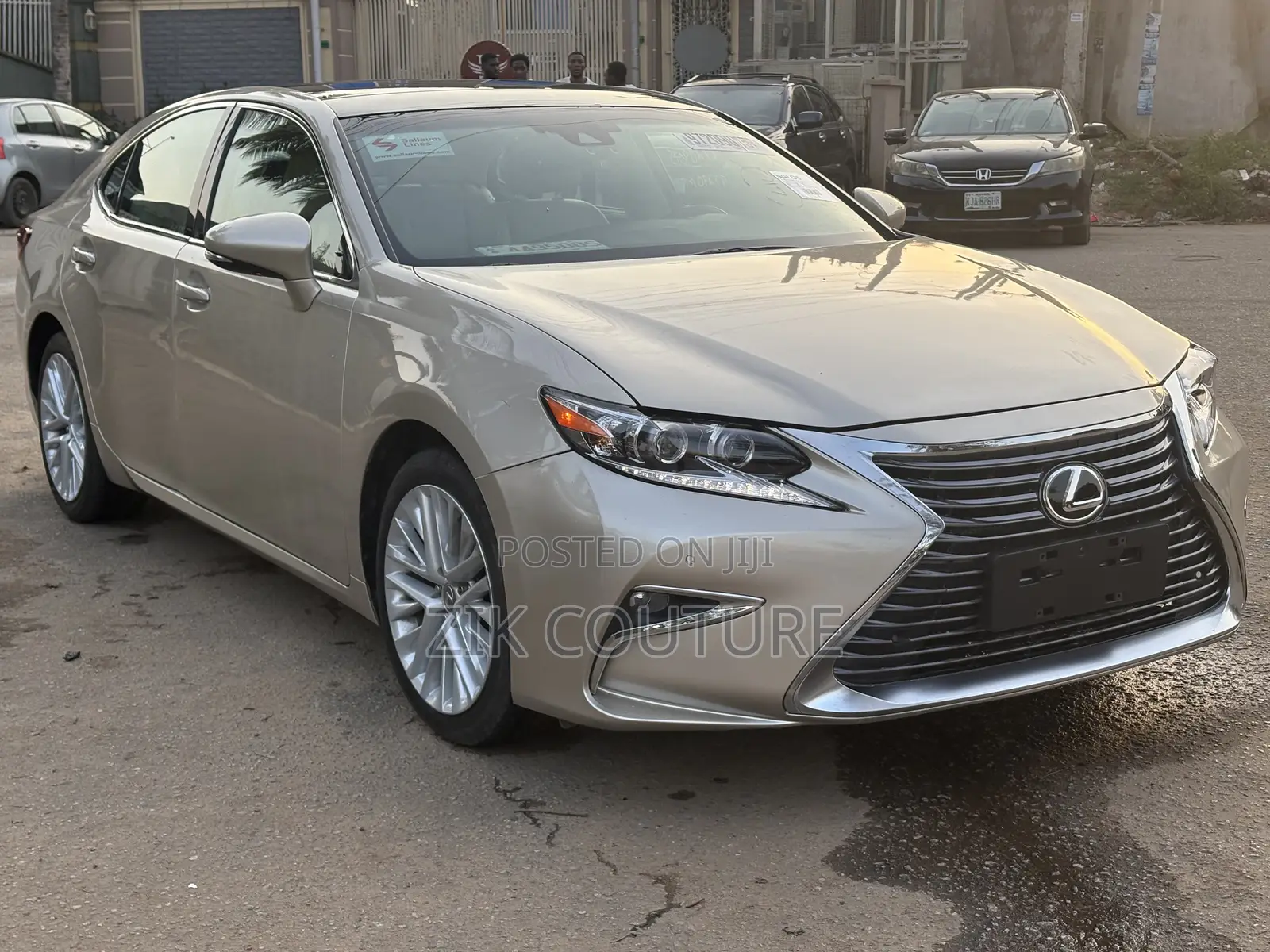 Lexus ES 350 FWD 2016 Gold