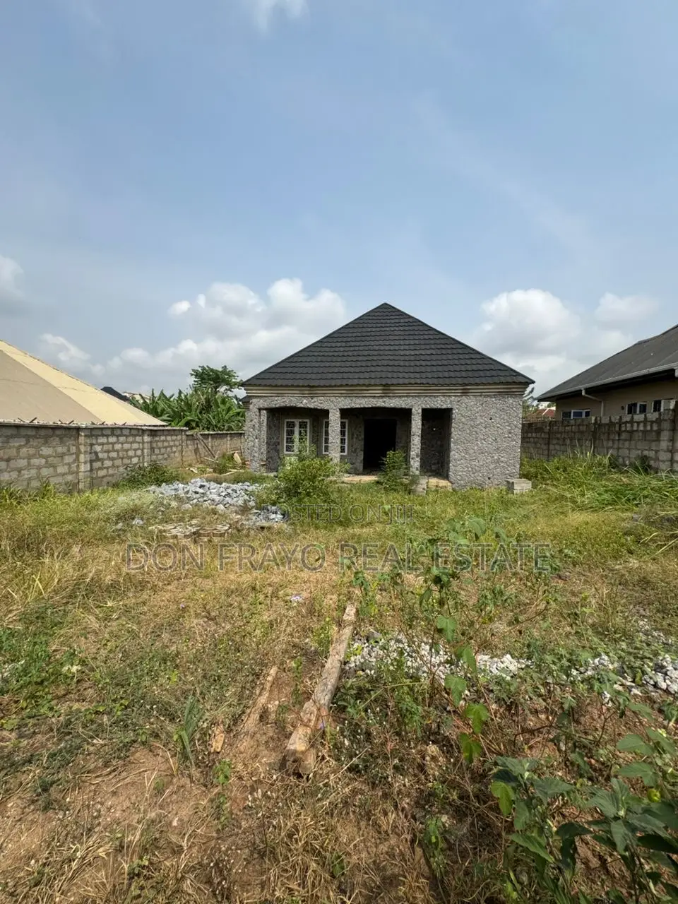 2bdrm Bungalow in Sheu Ologuneru for sale