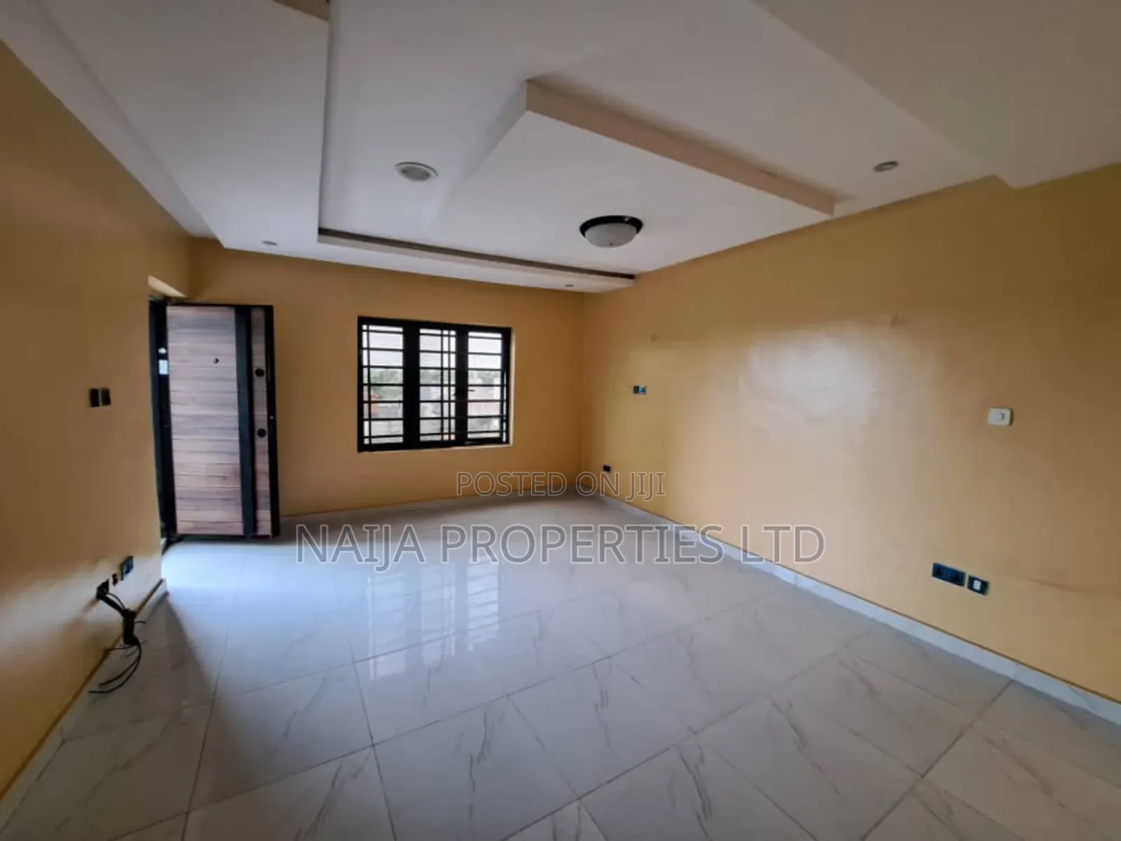 3bdrm Townhouse/Terrace in Pennek Estate, Ajiwe for sale