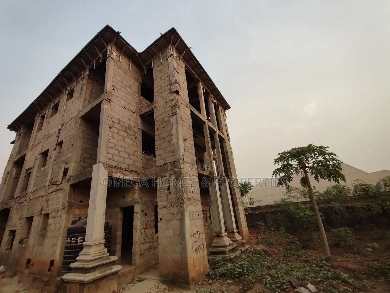 20bdrm Apartment in Umuahia for sale