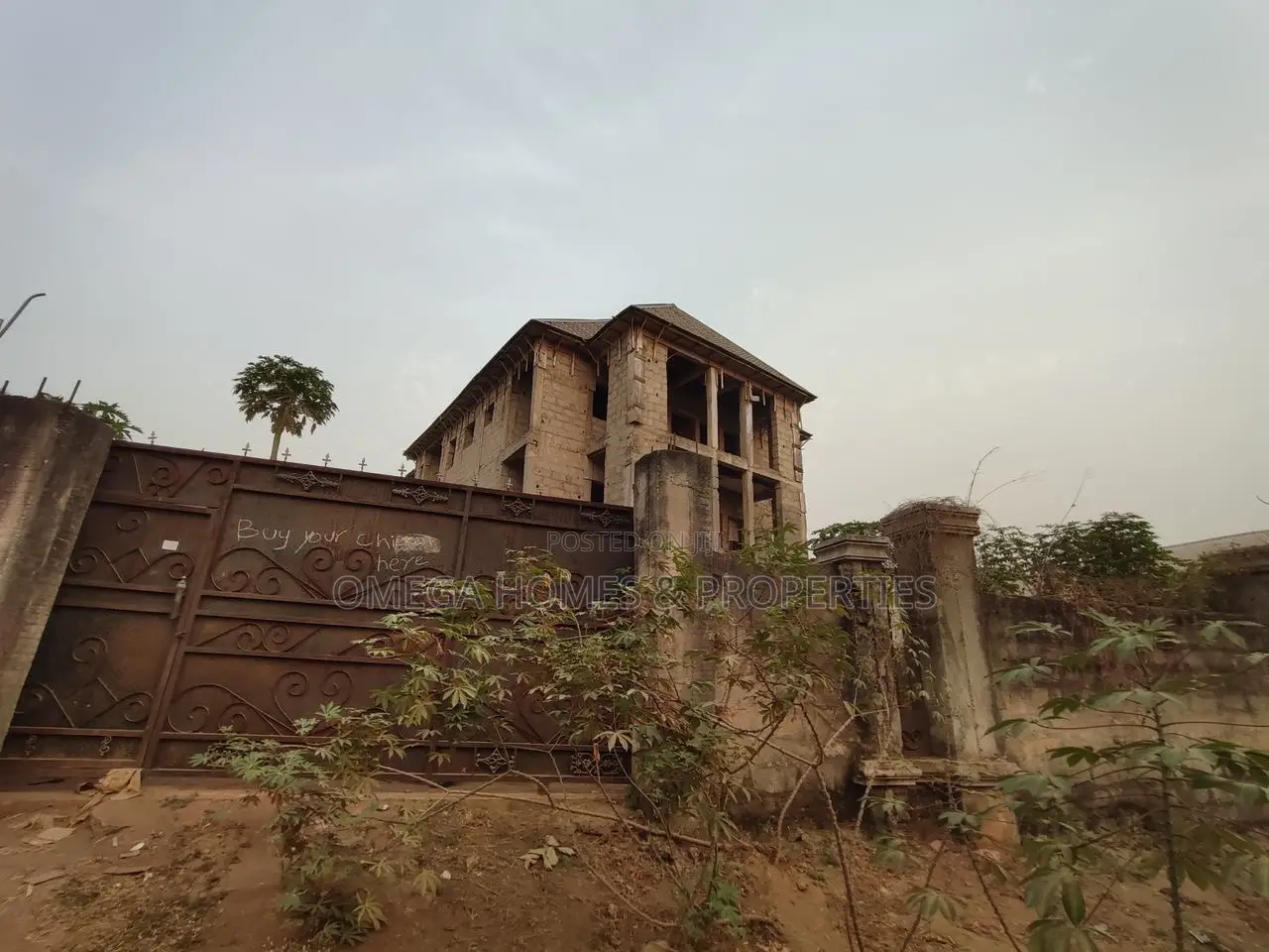 20bdrm Apartment in Umuahia for sale