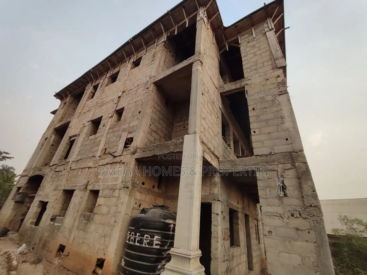 20bdrm Apartment in Umuahia for sale