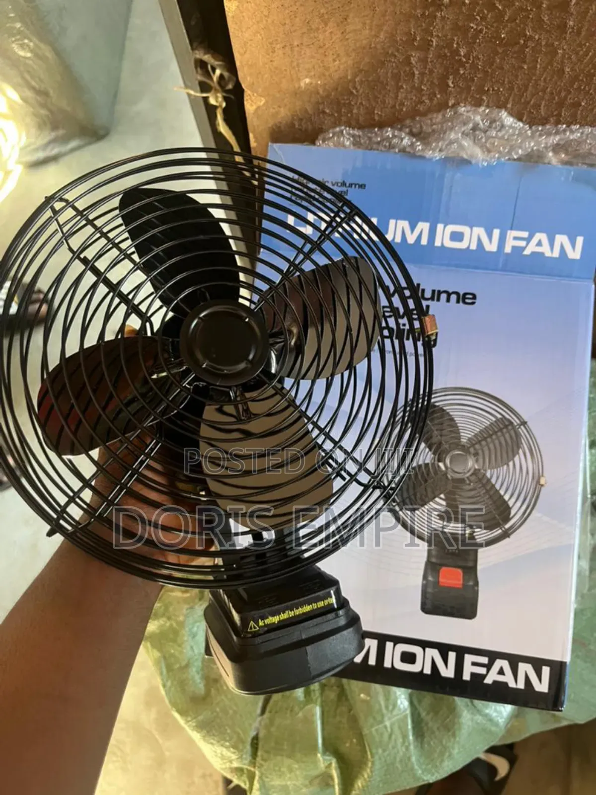 2 Battery Lithium Rechargeable Fan