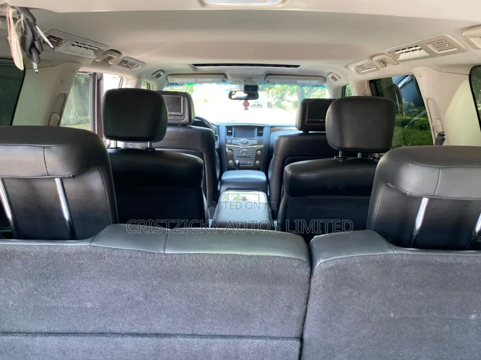 Infiniti QX80 2016 Red