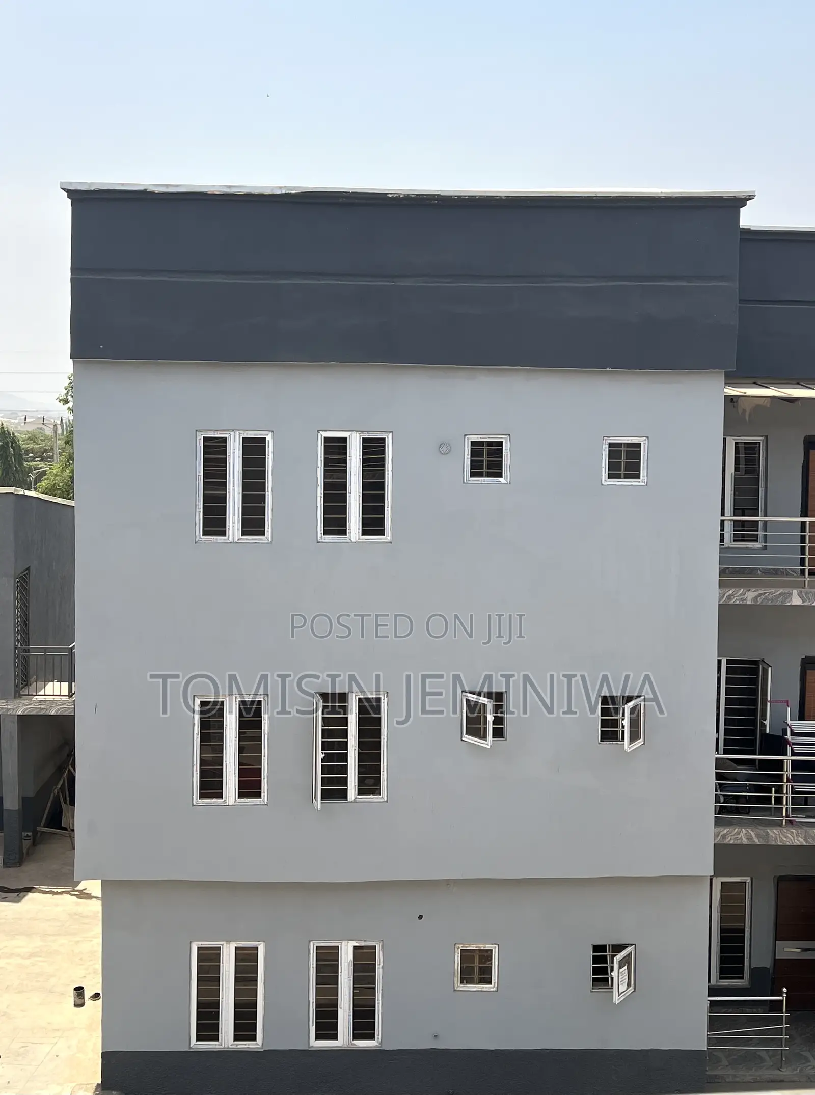 Furnished 3bdrm Block of Flats in Pacific Estate, Kubwa for sale