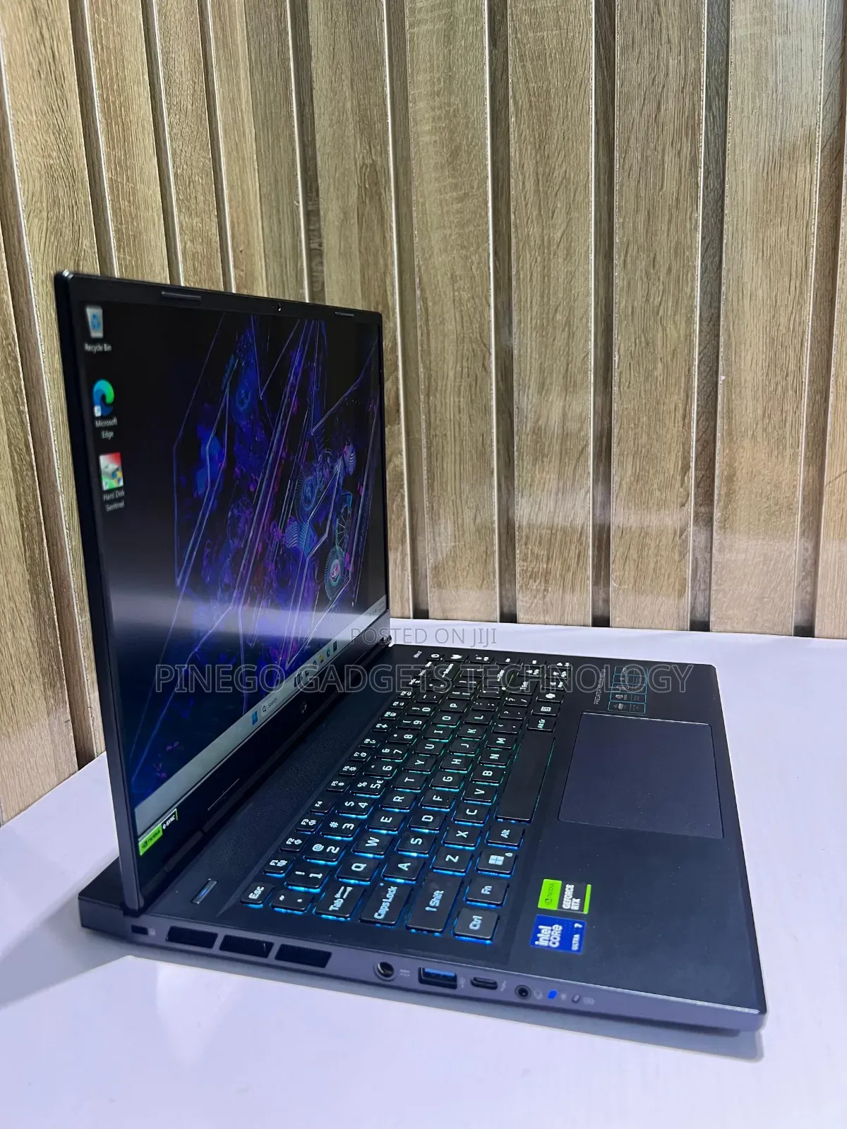 Laptop Acer Predator Helios Neo 14 16GB Intel Core Ultra 7 SSD 1T