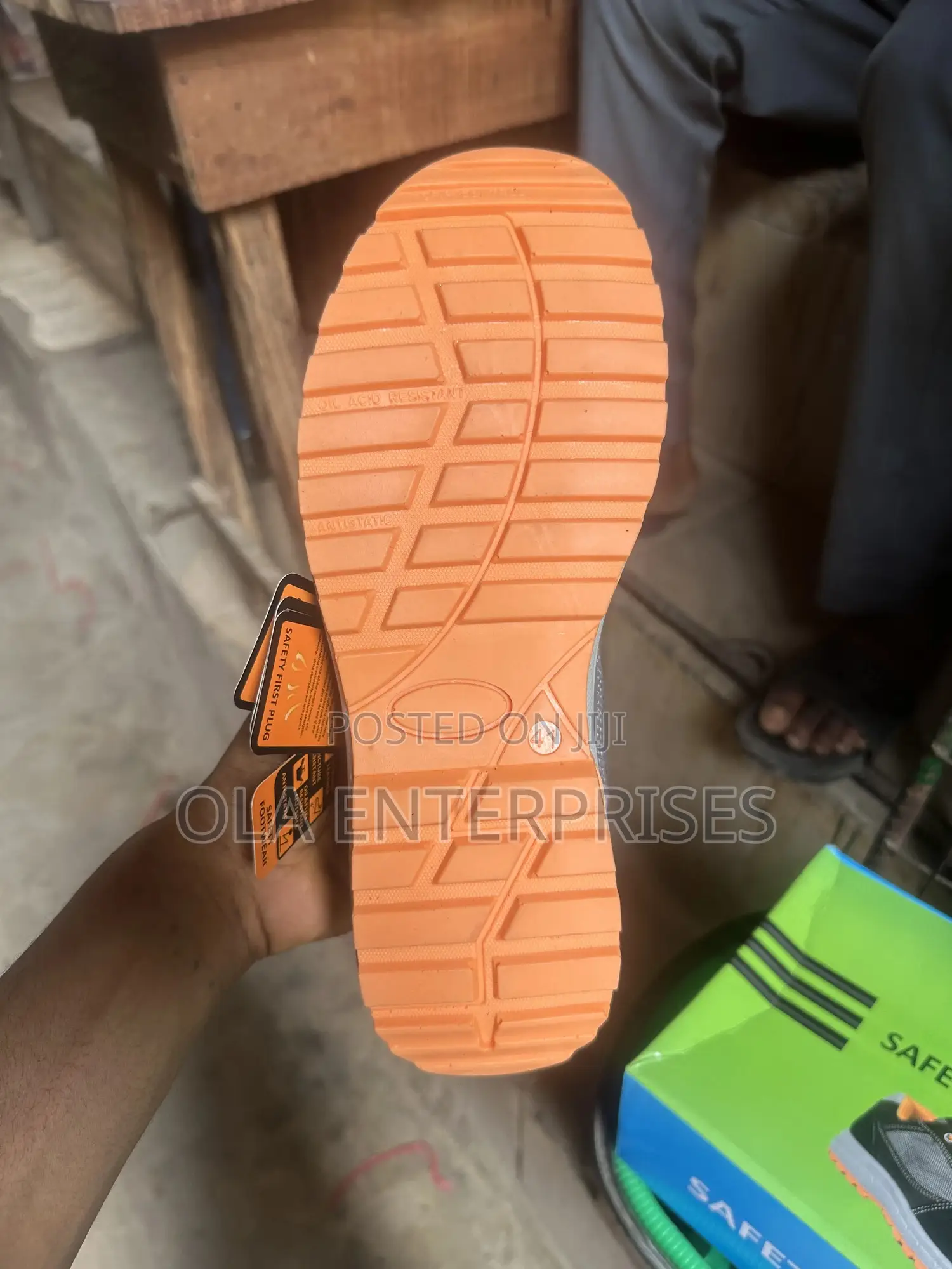 Safety Plug Boot
