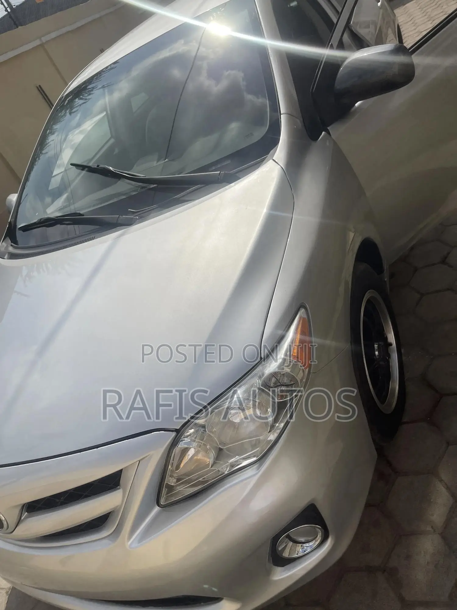 Toyota Corolla L 4dr Sedan (1.8L 4cyl 5M) 2013 Silver