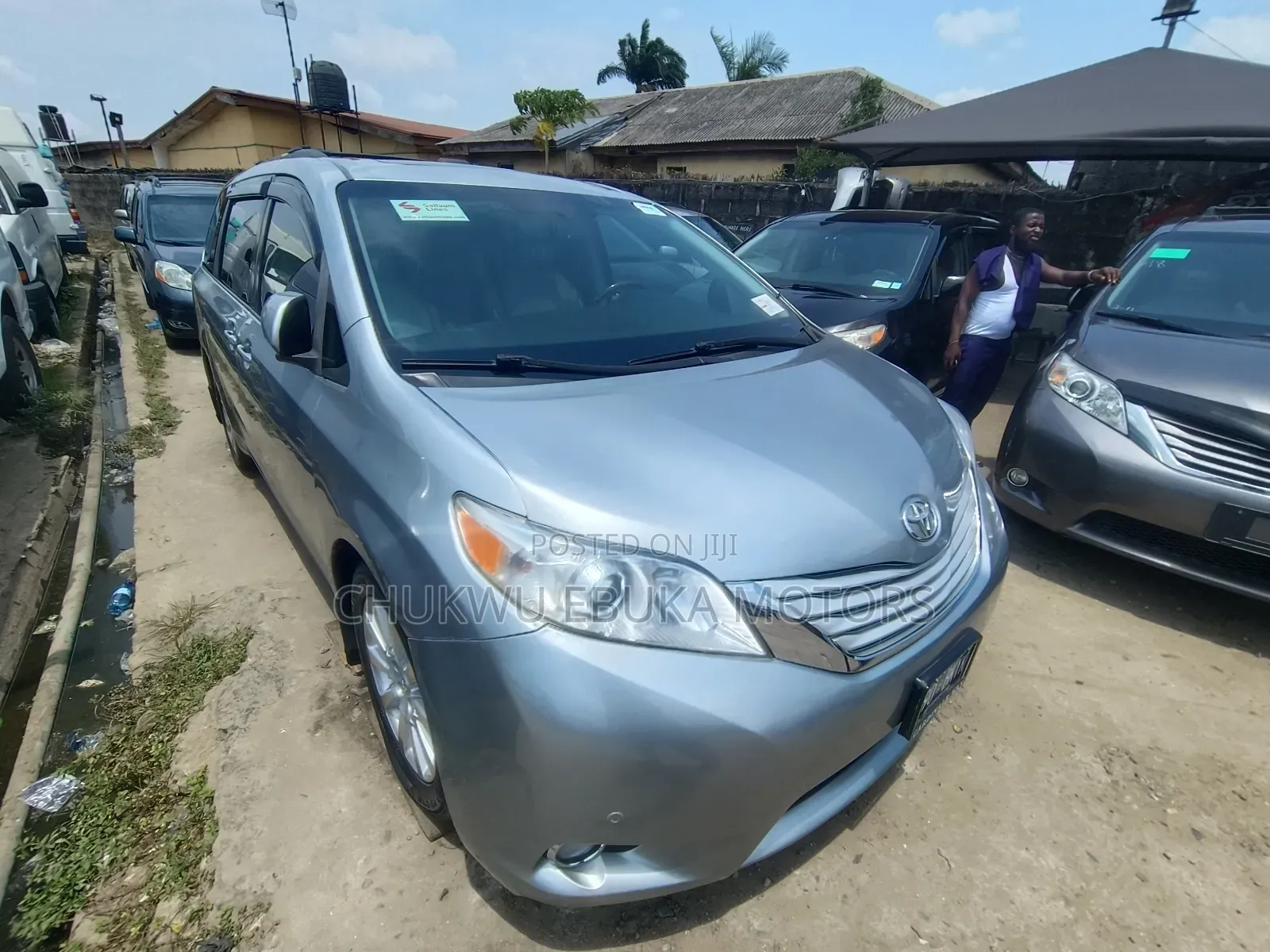 Toyota Sienna Limited 7 Passenger 2012 Silver