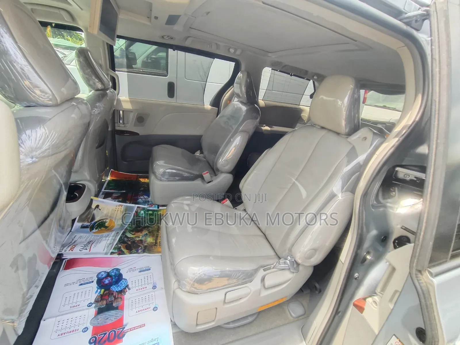 Toyota Sienna Limited 7 Passenger 2012 Silver