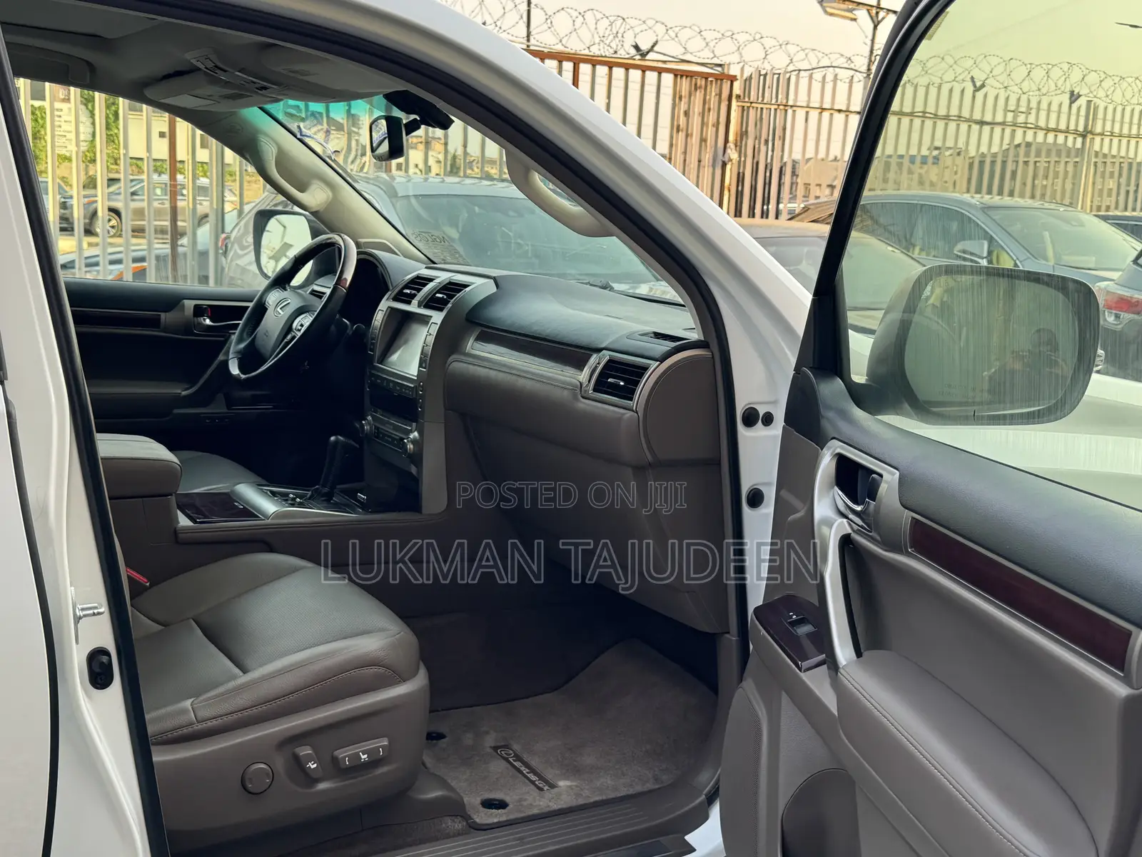 Lexus GX 460 Base 2014 White