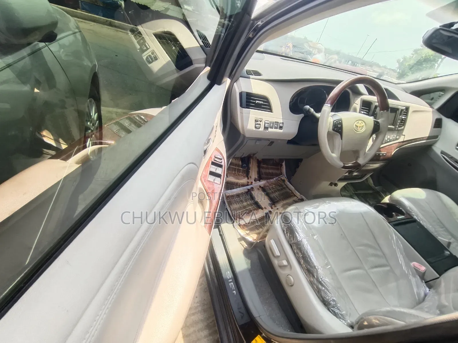 Toyota Sienna Limited 7 Passenger 2012 Black