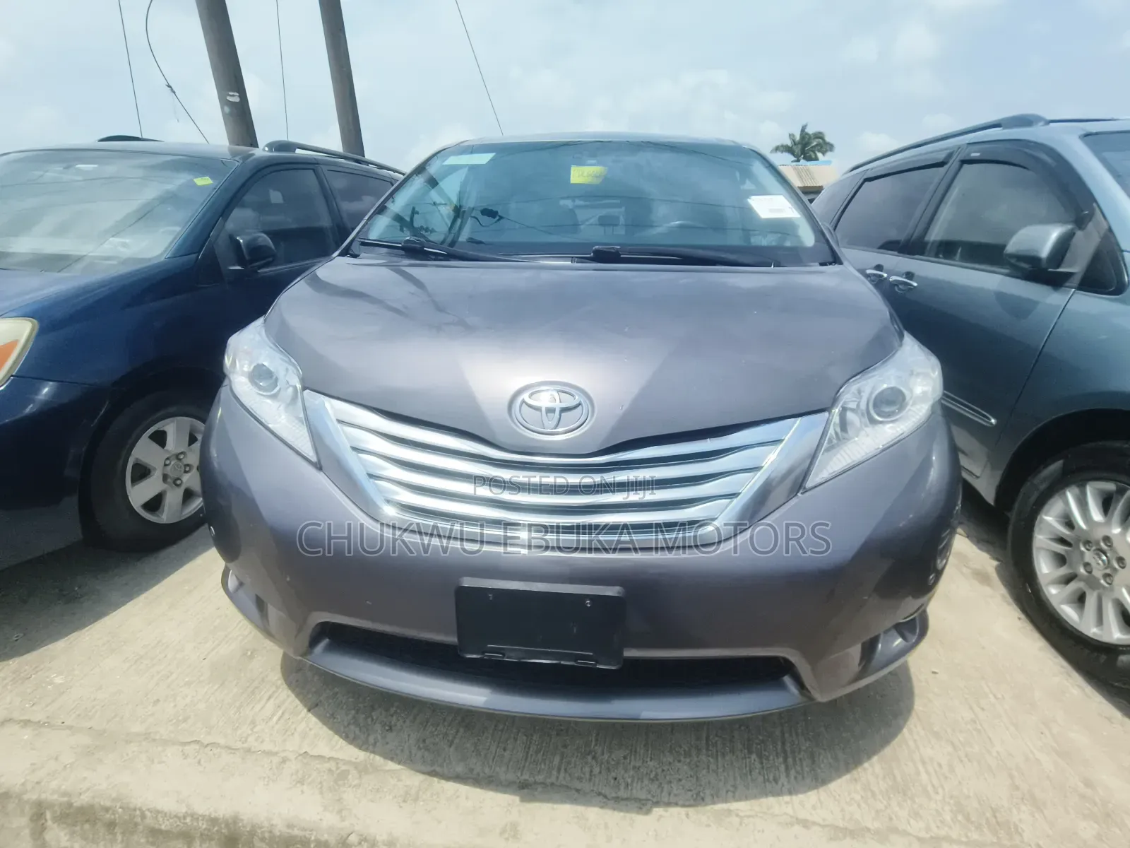 Toyota Sienna Limited 7 Passenger 2012 Gray