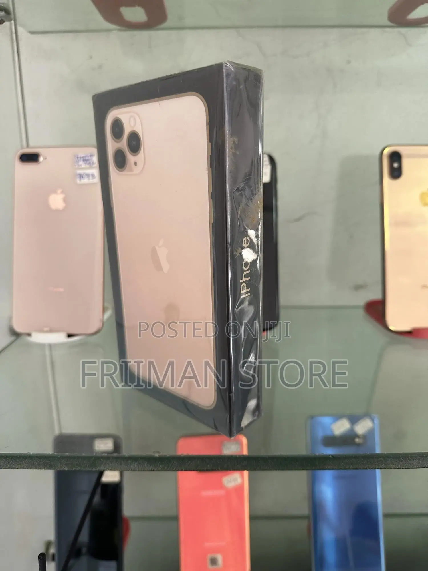New Apple iPhone 11 Pro Max 256 GB Gold