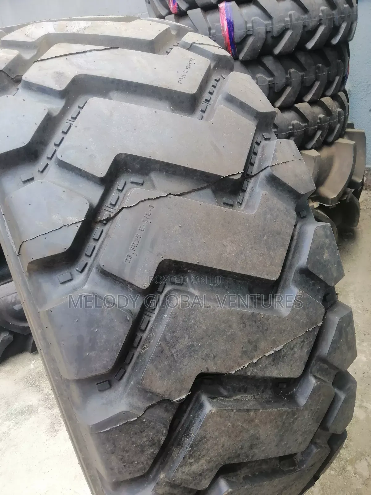 23.5r25 Nyion Tyre