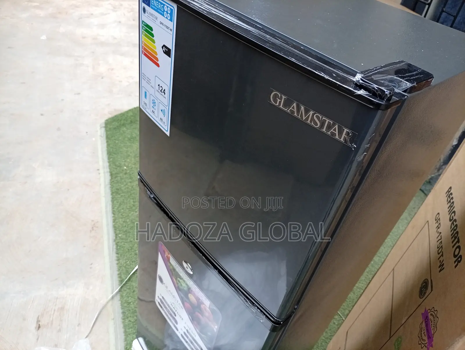 Glamstar Refrigerator Gfr-175dt- Spacious Interior And Strong Freezing