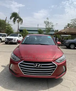 Hyundai Elantra 2018 Red