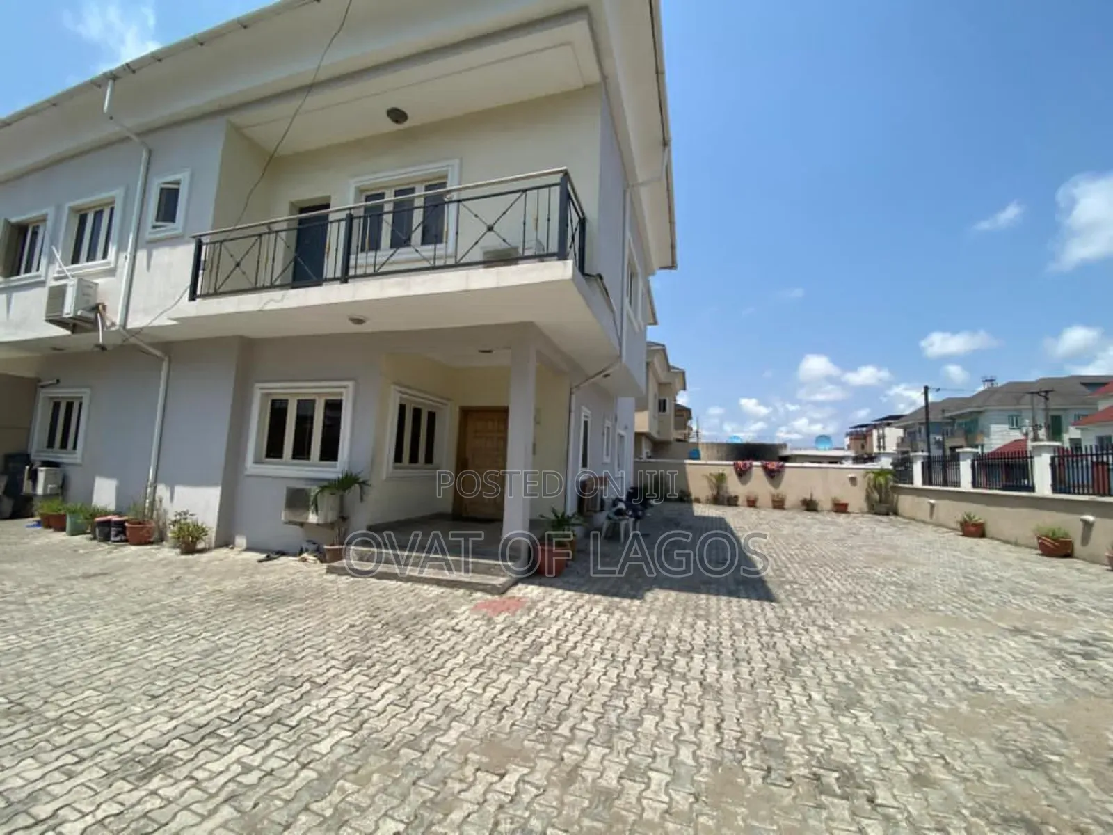 5bdrm Duplex in Lekki Phase 1 for rent