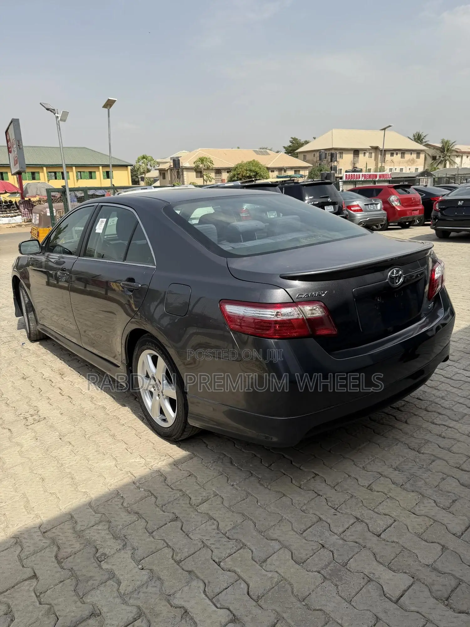 Toyota Camry SE 4dr Sedan (2.4L 4cyl 5A) 2009 Gray