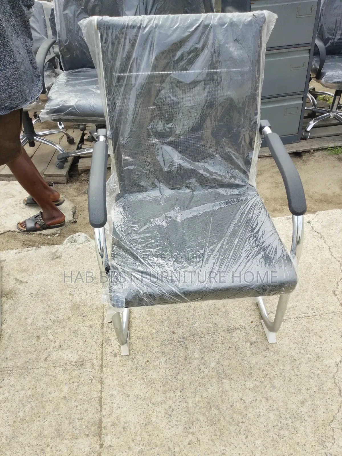 Swivel Office Visitor Chair
