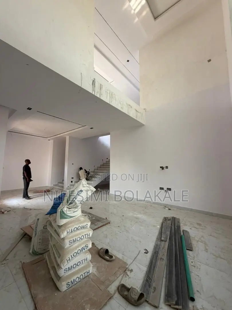 4bdrm Duplex in Carlton Gate Estate, for sale