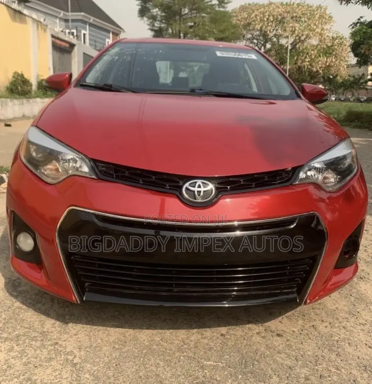 Toyota Corolla S Plus 4dr Sedan (1.8L 4cyl 6M) 2015 Red