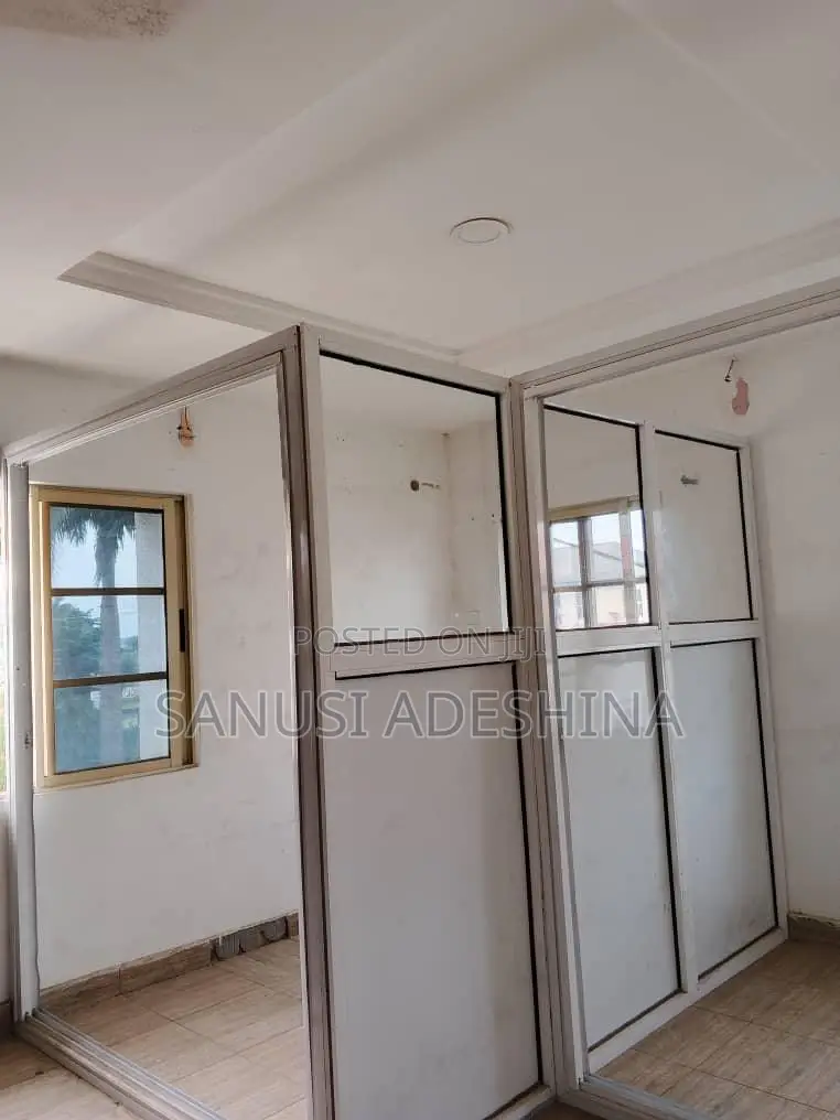 Furnished 2bdrm Block of Flats in Katampe Main,Fct for sale
