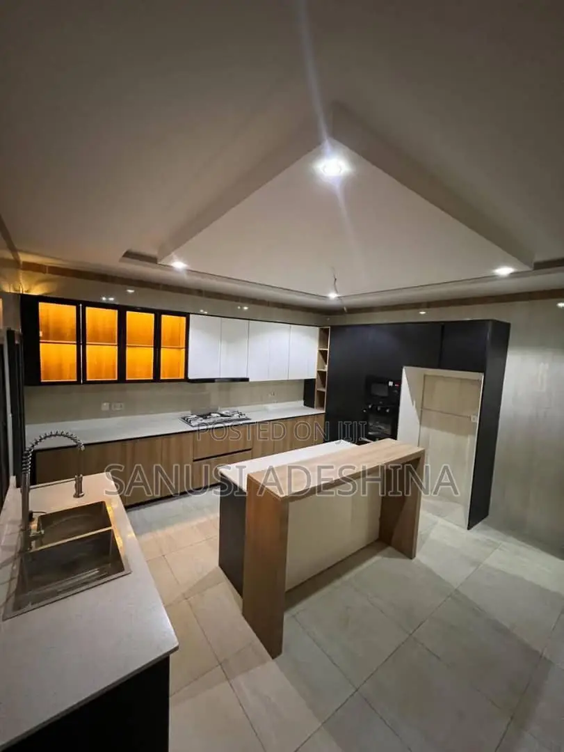 Furnished 2bdrm Block of Flats in Katampe Main,Fct for sale