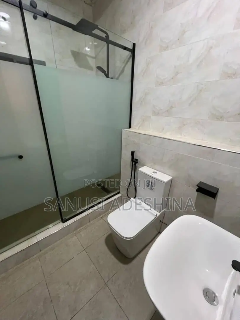 Furnished 2bdrm Block of Flats in Katampe Main,Fct for sale