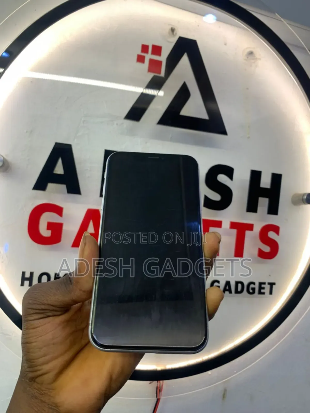 Apple iPhone XR 64 GB White