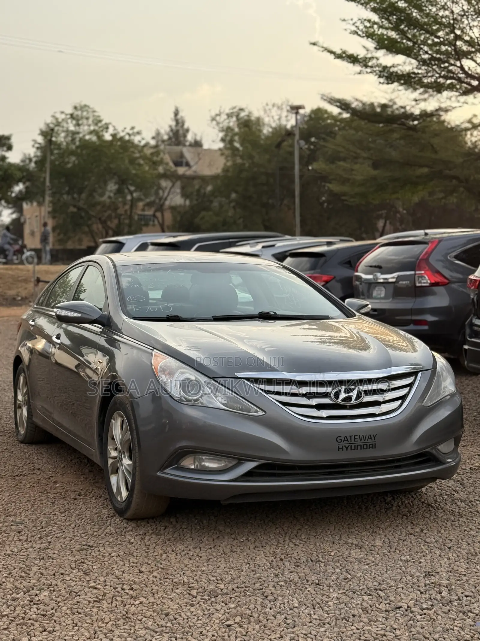 Hyundai Sonata Limited Sedan FWD (2.4L 4cyl 6A) 2013 Gray