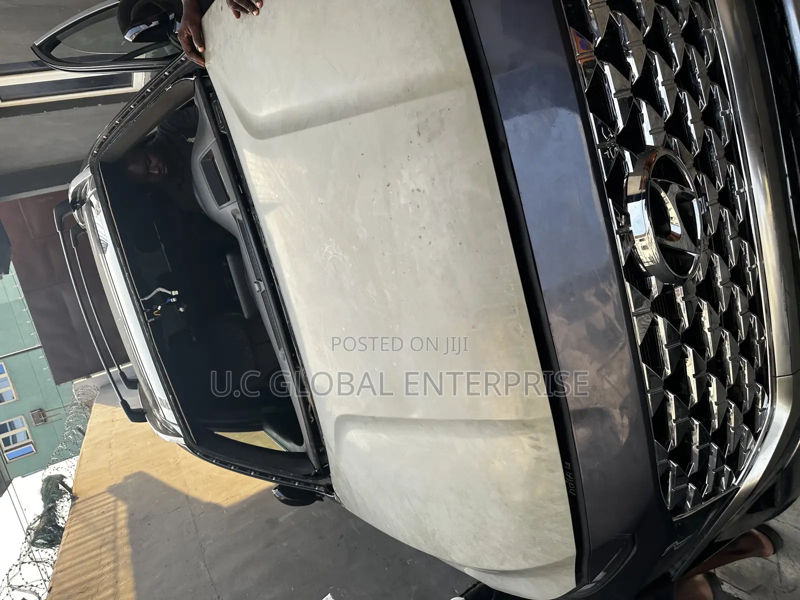Front Windscreen Glass for Hyundai Santa Fe 2024 Available