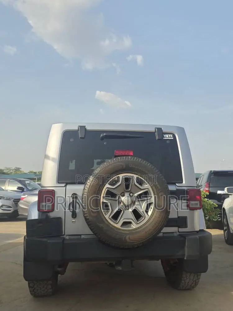 Jeep Wrangler Rubicon 4x4 2017 Gray