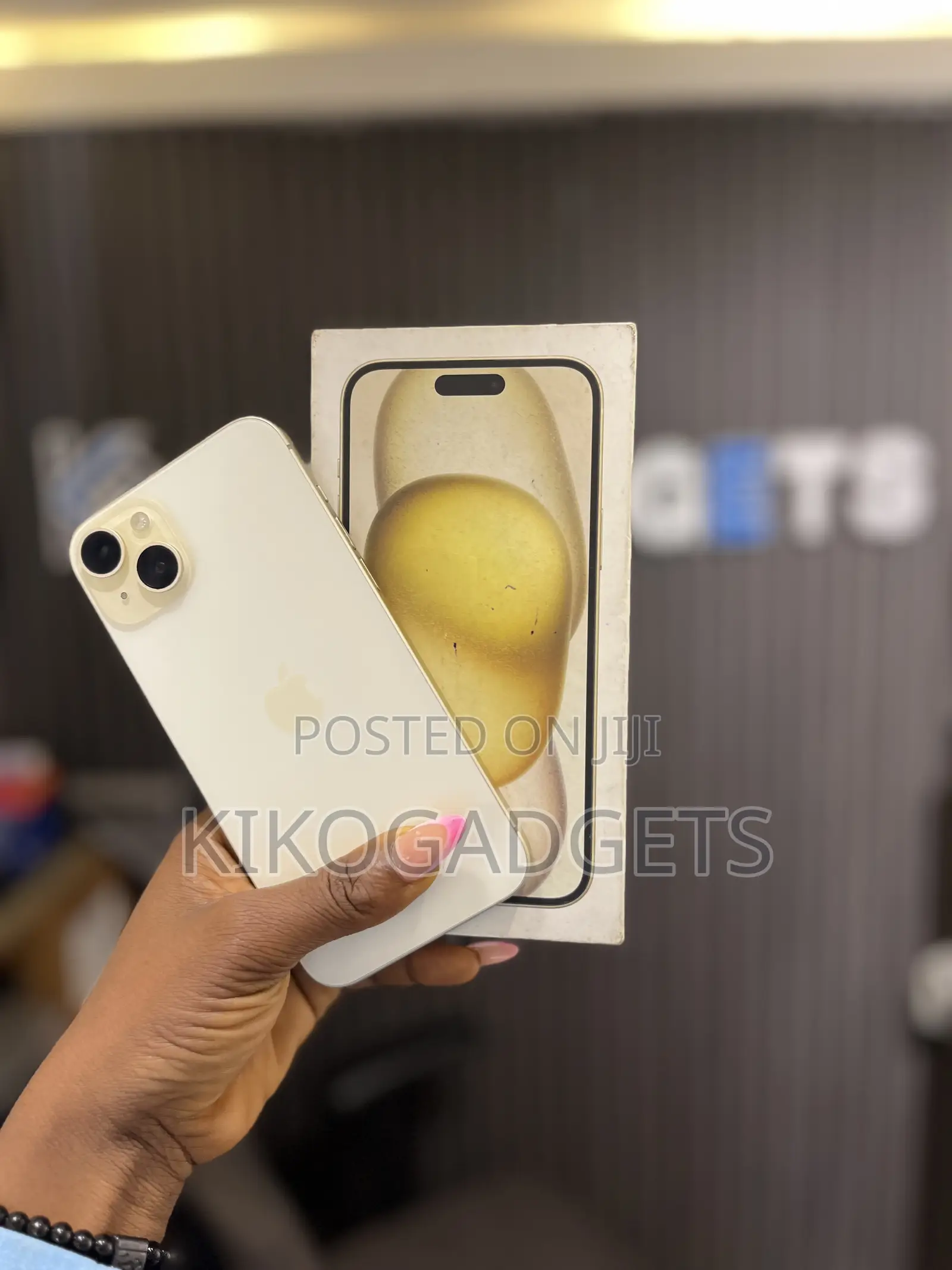 Apple iPhone 15 Plus 128 GB Green