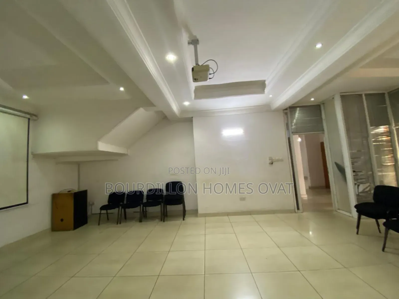 5bdrm Duplex in Lekki Phase 1 for rent