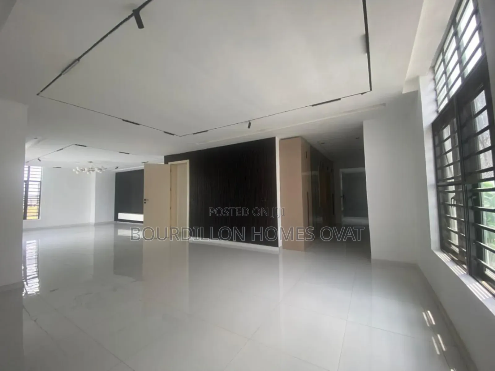 5bdrm Duplex in Chevron Lekki Lagos for sale