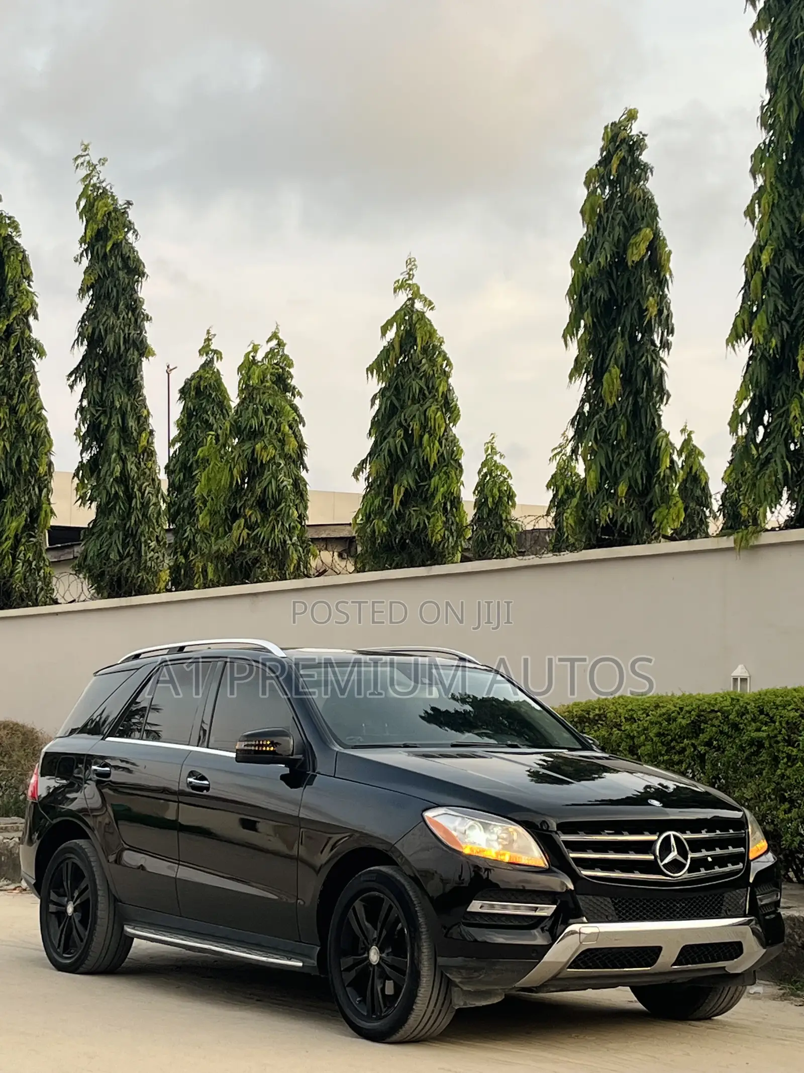 Mercedes-Benz M Class ML350 4MATIC 4dr SUV AWD (3.5L 6cyl 7A) 2014