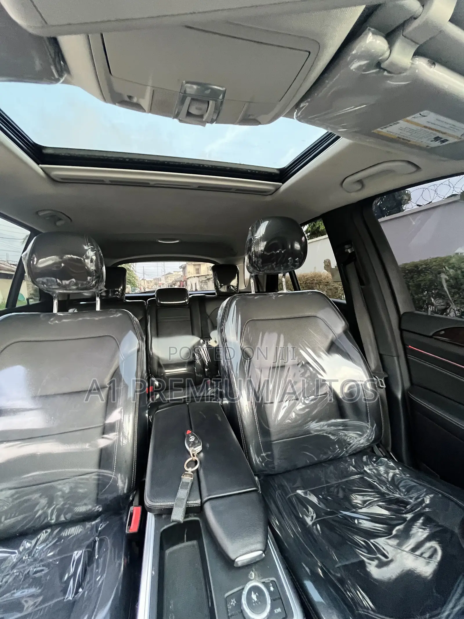 Mercedes-Benz M Class ML350 4MATIC 4dr SUV AWD (3.5L 6cyl 7A) 2014
