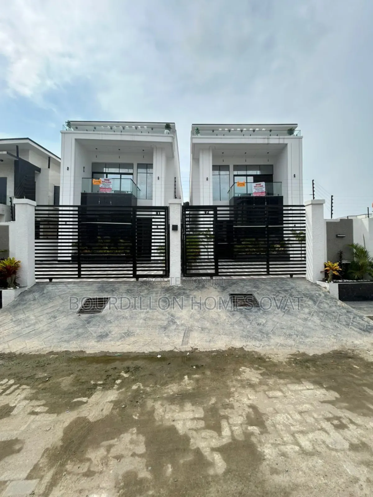 5bdrm Duplex in Lekki Palm City Ajah for sale