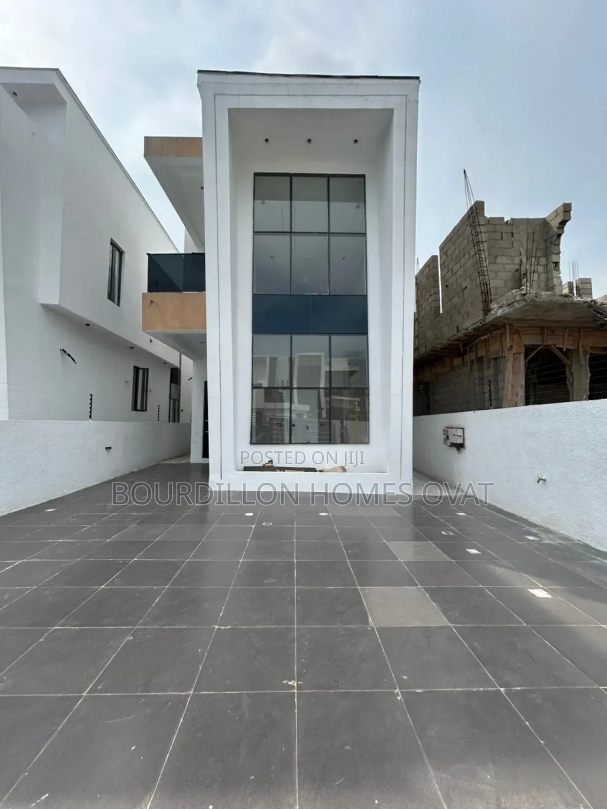 5bdrm Duplex in Lekki Palm City Ajah for sale