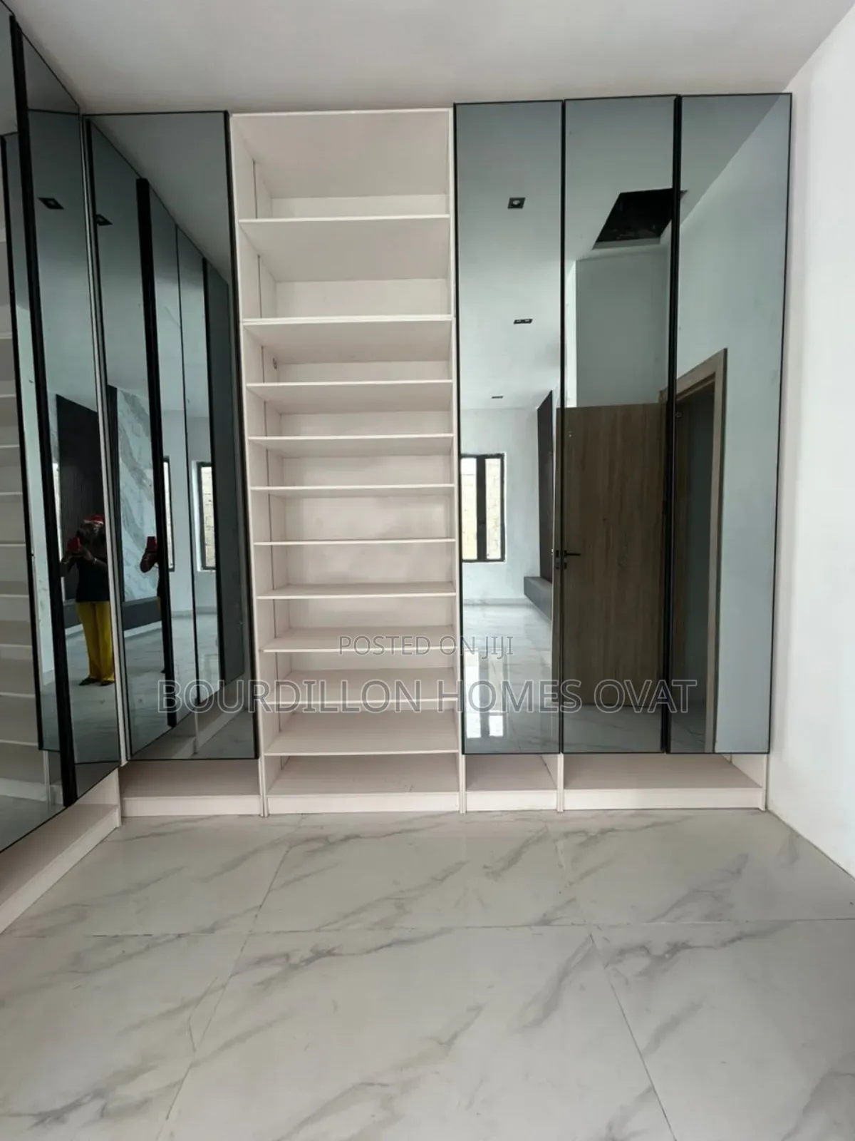 5bdrm Duplex in Lekki Palm City Ajah for sale