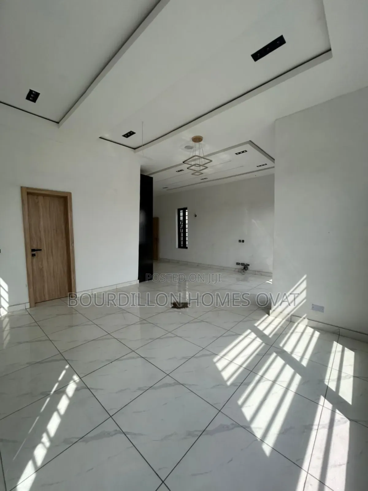 5bdrm Duplex in Lekki Palm City Ajah for sale