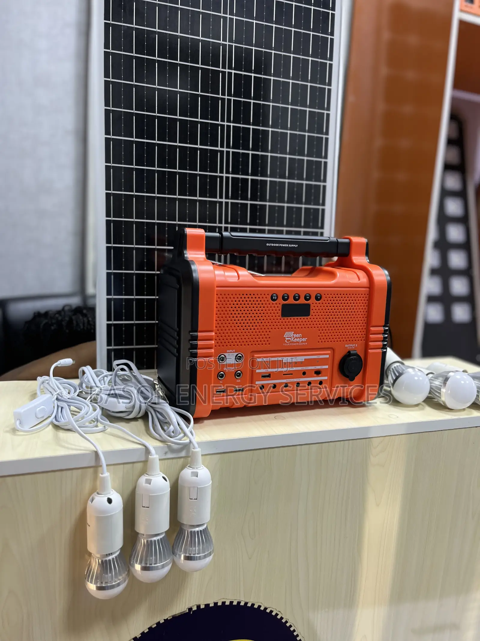 300w Dc Solar Generator With Bluetooth Speaker , Bulbs And Panels